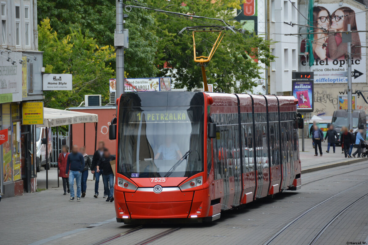 04.10.2019 | Slowakei - Bratislava | Straßenbahntyp Škoda 30 T  7525  |