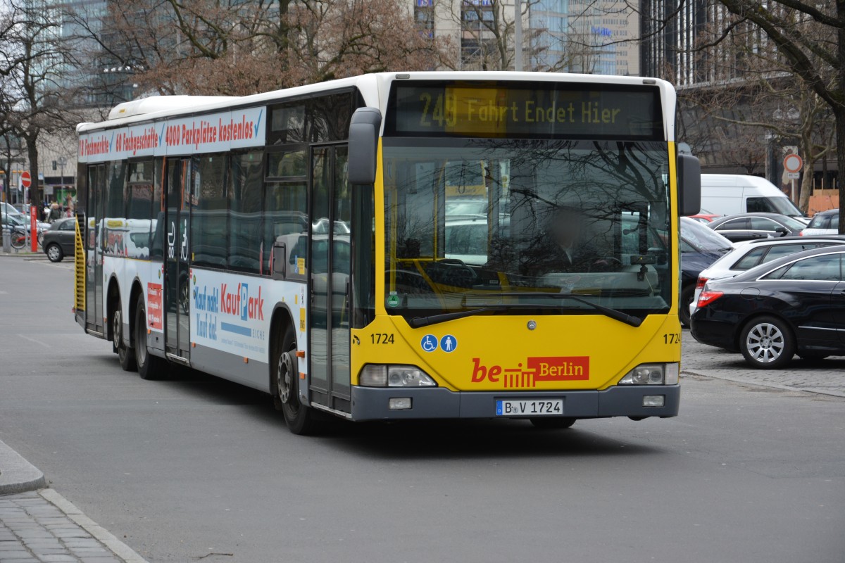 Am 01.04.2015 fährt B-V 1724 auf der Linie 249 zur Hertzallee. Aufgenommen wurde ein Mercedes Benz Citaro L. 