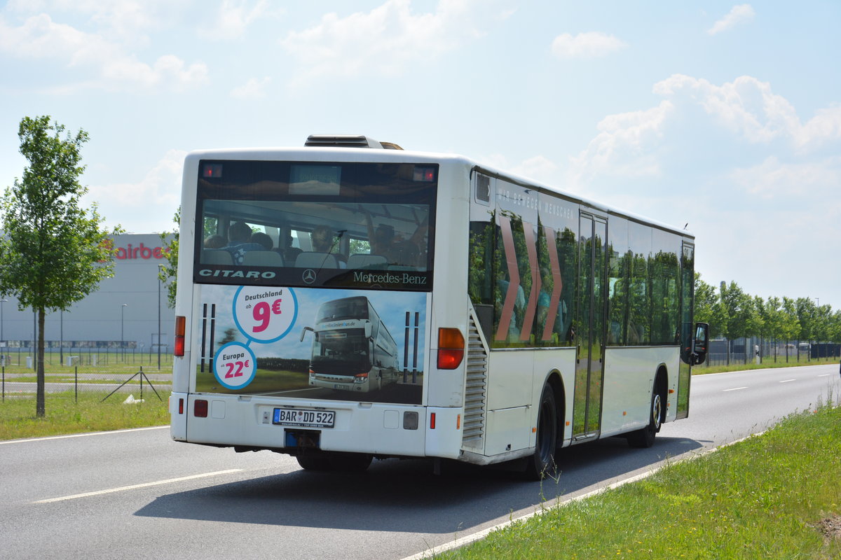 Am 04.06.2016 fährt BAR-DD 522 für die ILA 2016. Aufgenommen wurde ein Mercedes Benz Citaro I Ü.