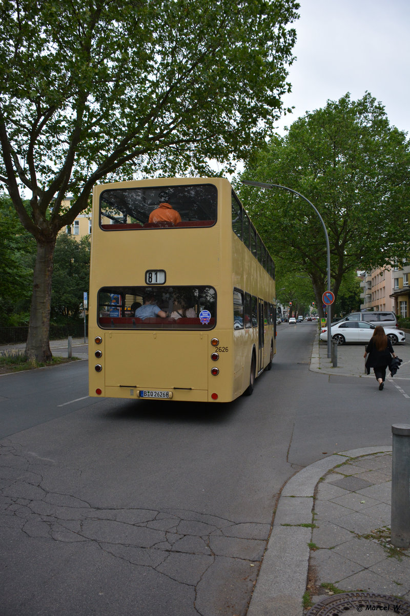 Am 24.06.2017 fährt B-Q 2626H auf der Linie 81 (Sonderfahrt) nach Friedrich-Wilhelm-Platz. Aufgenommen wurde ein MAN SD74. 