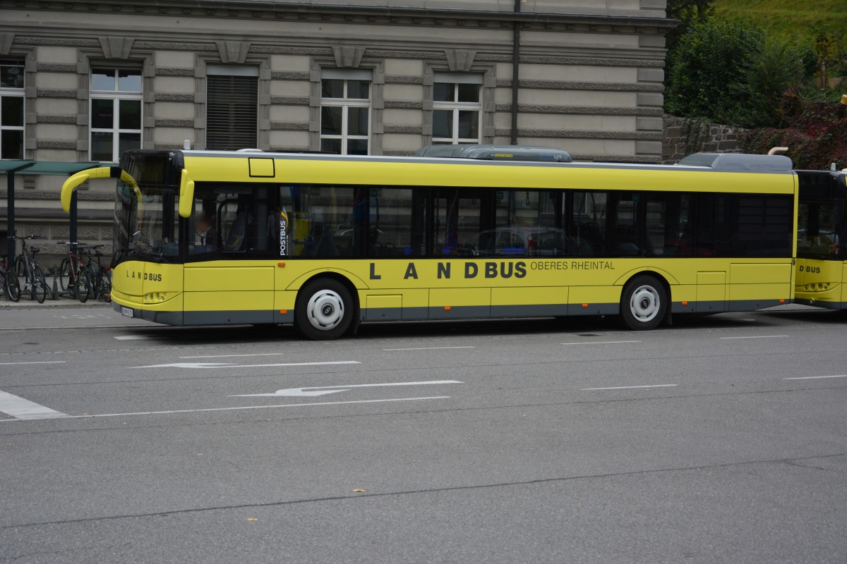 BD-14279 steht am 10.10.2015 auf dem Busbahnhof in Feldkirch. Aufgenommen wurde ein Solaris Urbino 12 / Landbus Oberes Rheintal / Postbus.