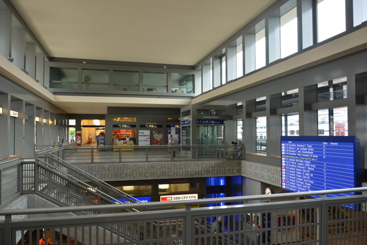 Blick in die Bahnhofshalle von Chur. Aufgenommen am 16.10.2015.