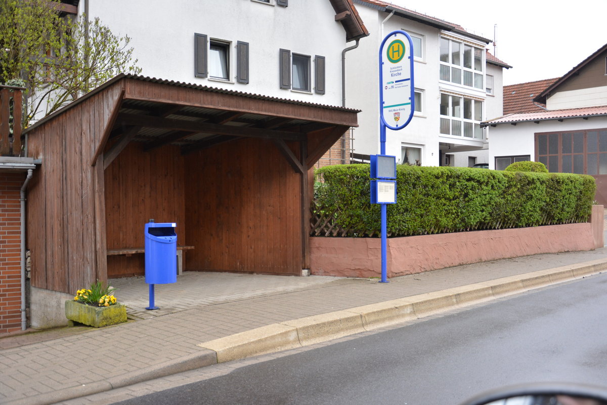 Bushaltestelle, Schlüchtern Kressenbach Kirche. Aufgenommen am 17.04.2016.