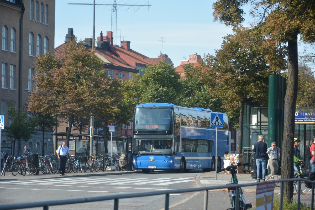 COC 297 (VDL Synergy) auf Betriebsfahrt an der Östra station Stockholm am 18.09.2014.