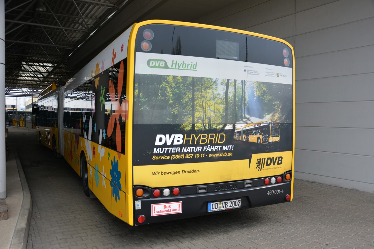 DD-VB 2007 (460 001-4) in Dresden Gruna am 06.04.2014. Aufgenommen wurde ein Solaris Urbino 18 Hybrid.