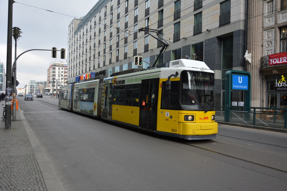 GT6N Niederflurstraßenbahn  1053  fährt am 13.03.2015 auf der Linie 12 zum Kupfergraben. Aufgenommen in Berlin, Friedrichstraße. 