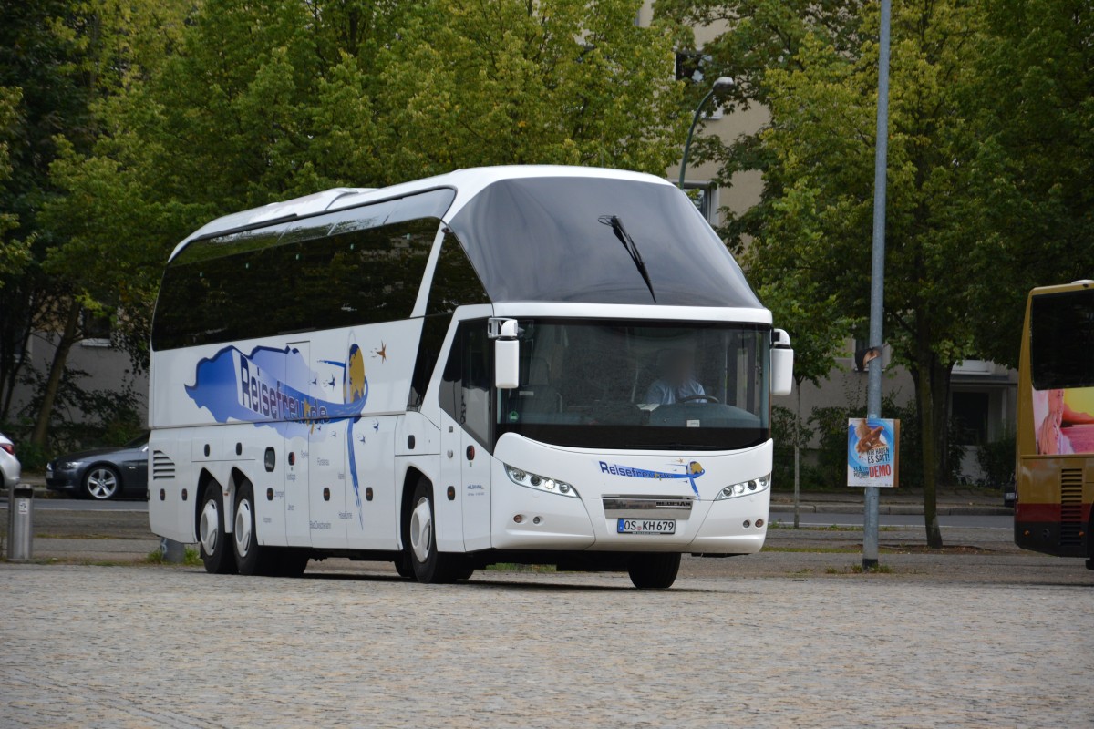 OS-KH 679 steht am Bassinplatz in Potsdam. Aufgenommen am 15.08.2014.