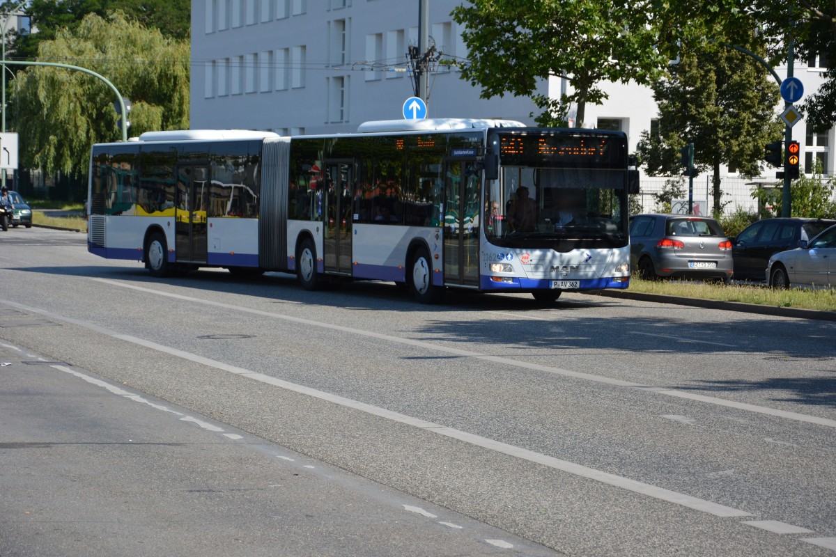 P-AV 362 aus Werder Havel fährt am 04.07.2014 auf der Linie 643 nach Busendorf.