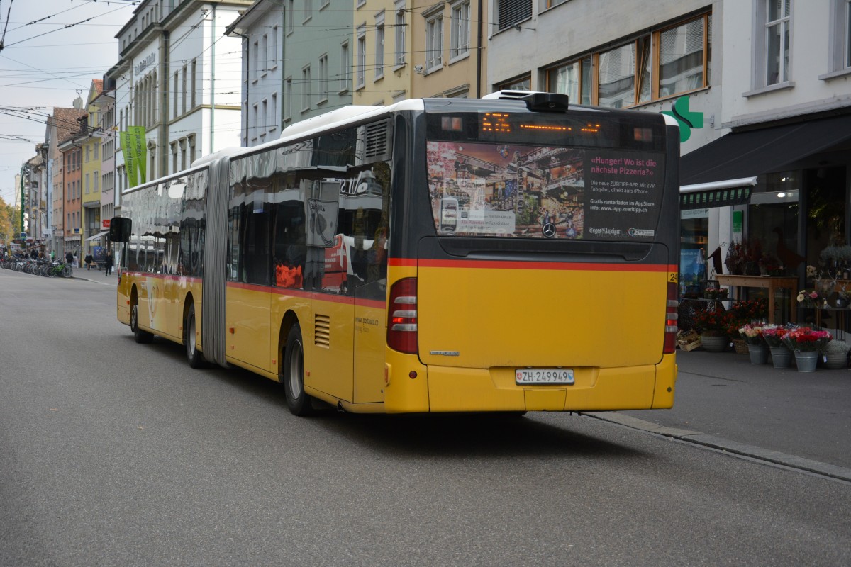 ZH-249949 fährt am 14.10.2015 auf der Linie 676. Aufgenommen in Winterthur Stadthausstrasse / Mercedes Benz Citaro G Facelift.
