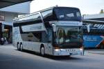 berlin-linien-bus-blb/449244/b-ex-3101-setra-s-431-dt B-EX 3101 (Setra S 431 DT) wurde am 18.07.2014 am ZOB in Berlin aufgenommen.
