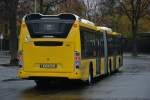 berliner-verkehrsbetriebe-bvg/384495/scania-citywide-der-bvg-mit-dem Scania Citywide der BVG mit dem Kennzeichen B-V 4432 auf der Linie X9 am Bahnhof Zoo. Aufgenommen am 19.11.2014.