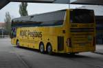 deutsche-post-mobility-adacpostbus/398911/wl-bt-3005-vanhool-altano-auf-dem WL-BT 3005 (VanHool Altano) auf dem Weg am 25.10.2014 Richtung Süden. Aufgenommen am ZOB in Berlin.
