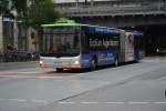 hannoversche-verkehrsbetriebe-ag-uestra/396071/h-hv-431-faehrt-am-07102014-auf H-HV 431 fährt am 07.10.2014 auf der Linie 121. Aufgenommen wurde MAN Lion's City Hannover Hbf.