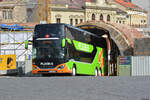 flixbus/749433/27042019--cz---prag- 27.04.2019 | CZ - Prag | Flixbus | HH-UM 4911 | Setra S 431 DT |