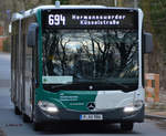 Am 05.03.2017 fährt P-AV 986 auf der Linie 694 nach Hermannswerder Küsselstraße.