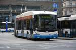 oberleitungsbus-o-bus/461349/dieser-hess-trolleybus-219-faehrt-am Dieser Hess Trolleybus (219) fährt am 08.10.2015 auf der Linie 4. Aufgenommen am Bahnhof Luzern. 