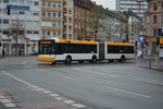 2-generation-niederflur-gelenkbus/496158/am-04122015-faehrt-mz-sw-723-auf Am 04.12.2015 fährt MZ-SW 723 auf der Linie 55 durch die Innenstadt von Mainz. Aufgenommen wurde ein MAN Niederflurbus der 2. Generation.
