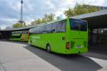 o-340-tourismo-o350/429661/hsk-hr-10-wurde-am-07052015-in HSK-HR 10 wurde am 07.05.2015 in Berlin gesehen. Aufgenommen wurde ein Mercedes Benz Tourismo / Berlin Zentraler Omnibusbahnhof. 