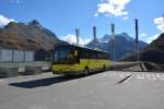 BZ-MBS 68 steht am 09.10.2015 auf dem Busbahnhof Bielerhöhe Silvrettasee. Aufgenommen wurde ein Mercedes Benz Integro / Landbus Montafon.