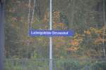 brandenburg-ludwigsfelde-struveshof/418808/bahnhofsschild Bahnhofsschild. 