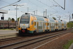 Am 15.05.2016 fährt dieser ET 445 (445.101) auf der Linie RE 2 (63859) nach Wittenberge.
