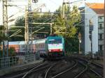 Am 30.07.2009 zieht die BR 186 (E 186 130-1) den EuroCity Berlin Warszawa Express (EC 41).