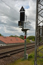 Hauptsignal am Bahnhof Nauen. Aufgenommen am 15.05.2016.