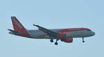 Flugzeug: Airbus A320-214  Airline: EasyJet  Kennung: G-EZTT  Flug: U21895  Von: Manchester (MAN)  Nach: Berlin (SXF)