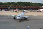 a-320/641184/ort-berlin-tegel-flugzeug-airbus-a320-211airline Ort: Berlin Tegel 
Flugzeug: Airbus A320-211
Airline: Lufthansa
Registration: D-AIPM