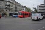 tram-2000/477638/am-loewenlatz-wurde-die-tram-cobra Am Löwenlatz wurde die Tram Cobra '3084' und die Tram 2000 '2048' aufgenommen. Aufgenommen am 14.10.2015.