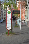 Straßenbahn Haltestelle, Freiburg im Breisgau Holzmarkt. Aufgenommen am 18.10.2015.