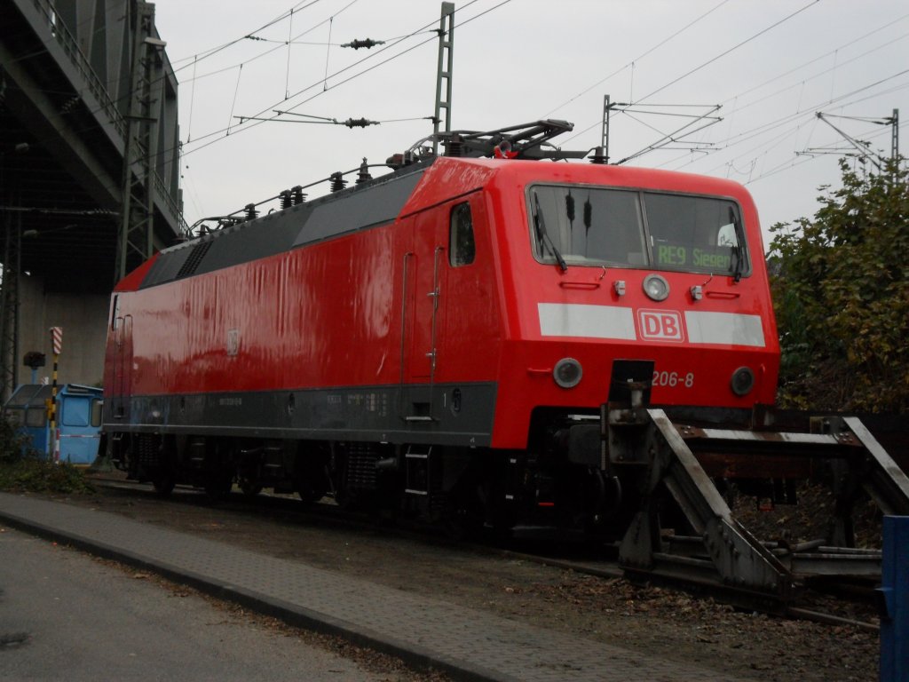 DB 120 206-8 in K�ln Deutz am 28.11.10