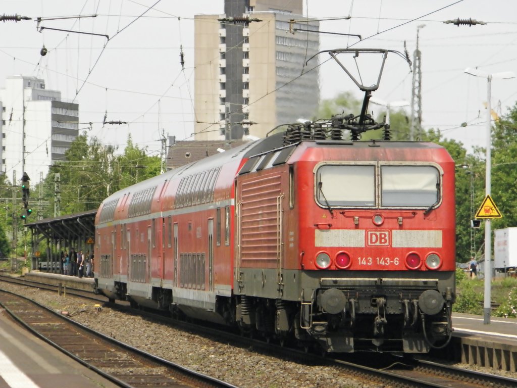 DB 143 143-6 am 9.5.2011 in Beuel 