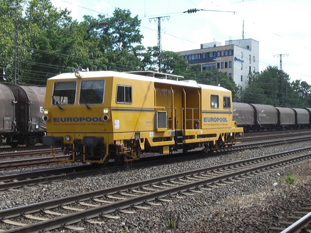 Ein kleines Gleisbaufahrzeug von EUROPOOL in K�ln-West.