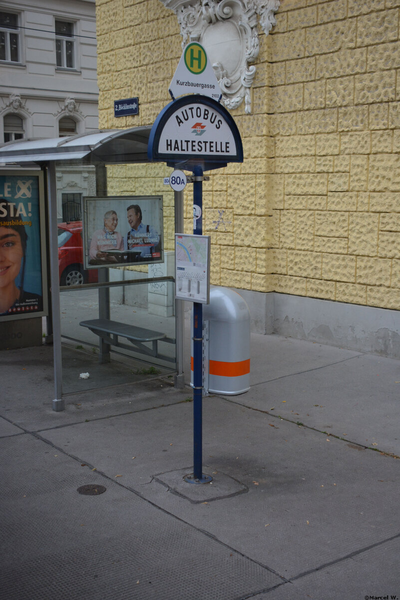03.10.2019 | Österreich - Wien | Bushaltestelle - Wien, Kurzbauergasse |