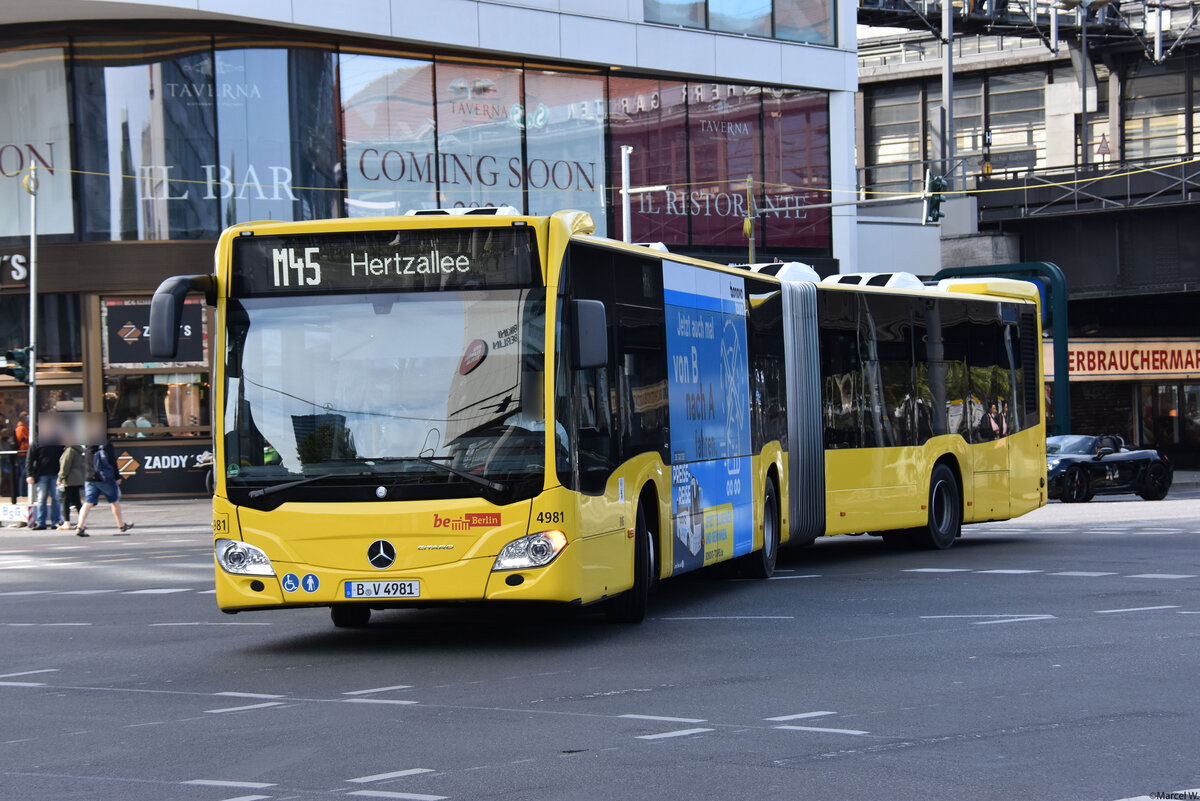 03.10.2020 | Berlin - Zoologischer Garten | BVG | B-V 4981 | Mercedes Benz Citaro II G | 