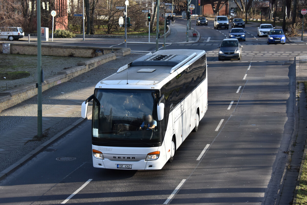 12.01.2020 | Berlin - Kreuzberg | 7AY 4343 | Setra S 415 GT-HD |