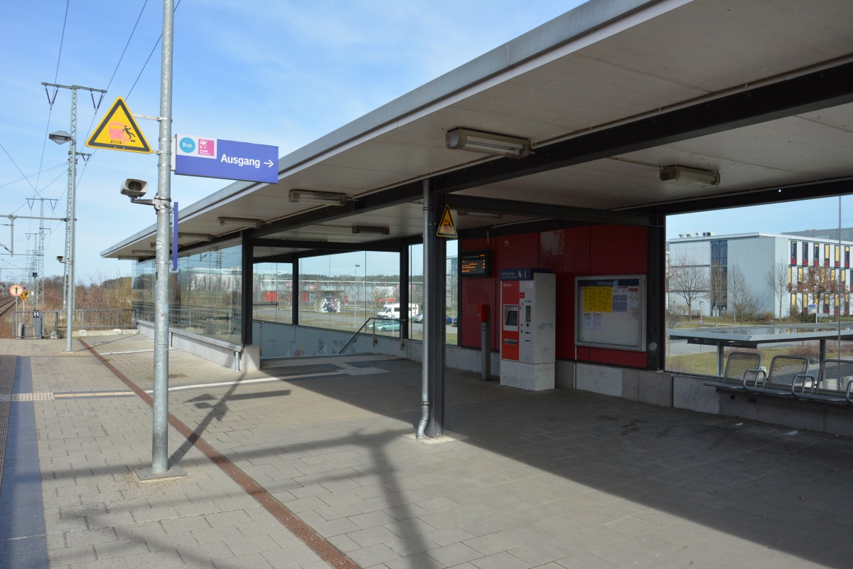 22.03.2015, Bahnhof Potsdam-Golm.