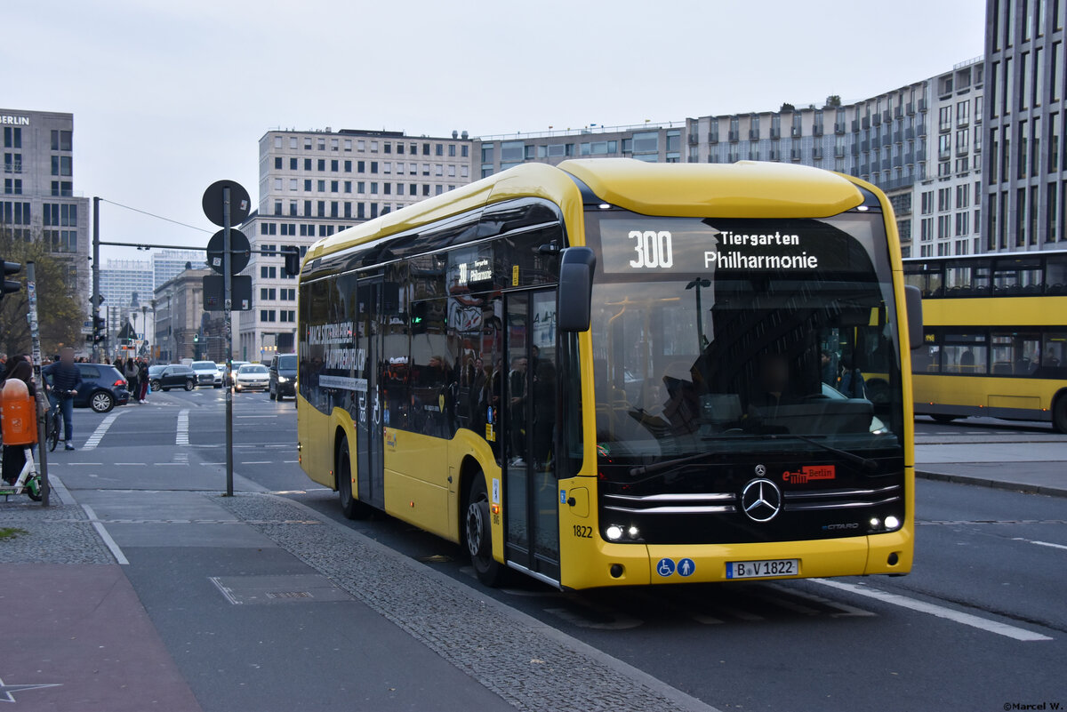 23.11.2019 | Berlin - Potsdamer Platz | B-V 1822 | Mercedes Benz eCitaro |