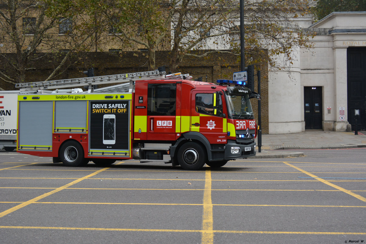 24.10.2018 / London / Mercedes Benz Feuerwehr / WUI8 FBO.