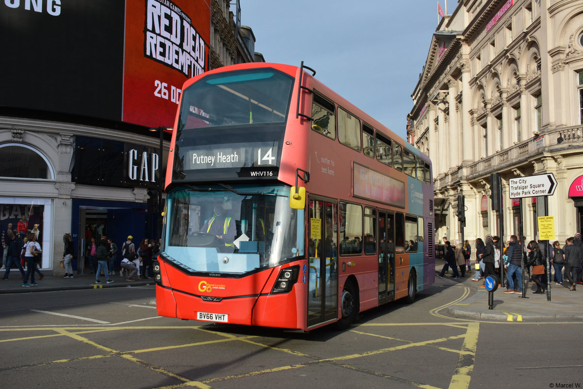 24.10.2018 / London Piccadilly Circus / Whrightbus / BV66 VHT.