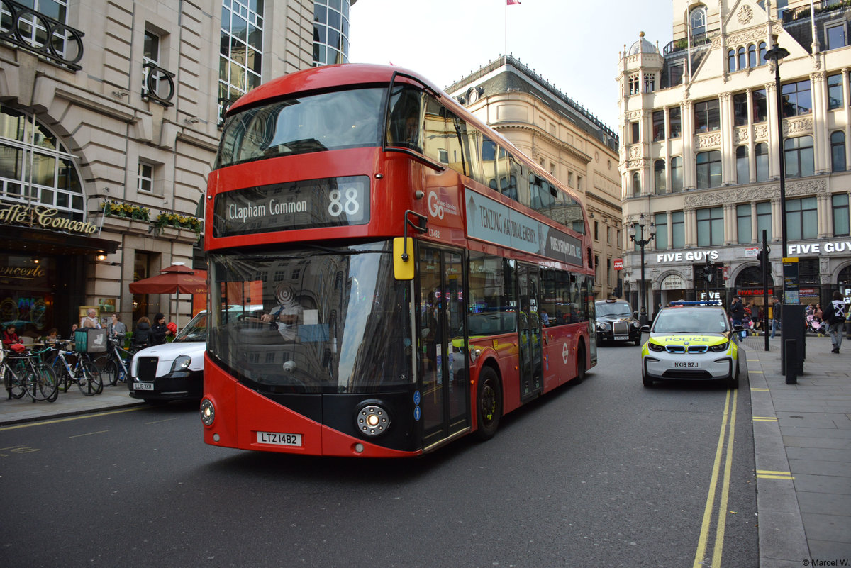 24.10.2018 / London Piccadilly Circus / New Routemaster / LTZ 1482.