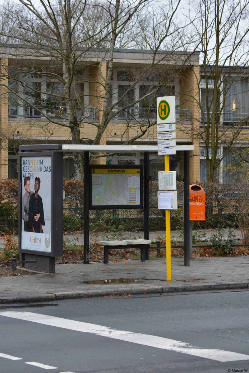 24.12.2018 | Bushaltestelle, Berlin Leo-Baeck-Straße |