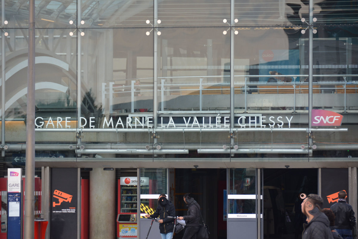 26.10.2018 / Frankreich - Paris / Bahnhof - Marne la Vallée-Chessy.