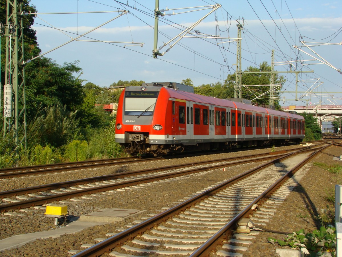 423 013-2 (S-Bahn Stuttgart) fährt am 30.07.2009 zwischen Berlin Gesundbrunnen und Berlin Südkreuz als S21.
