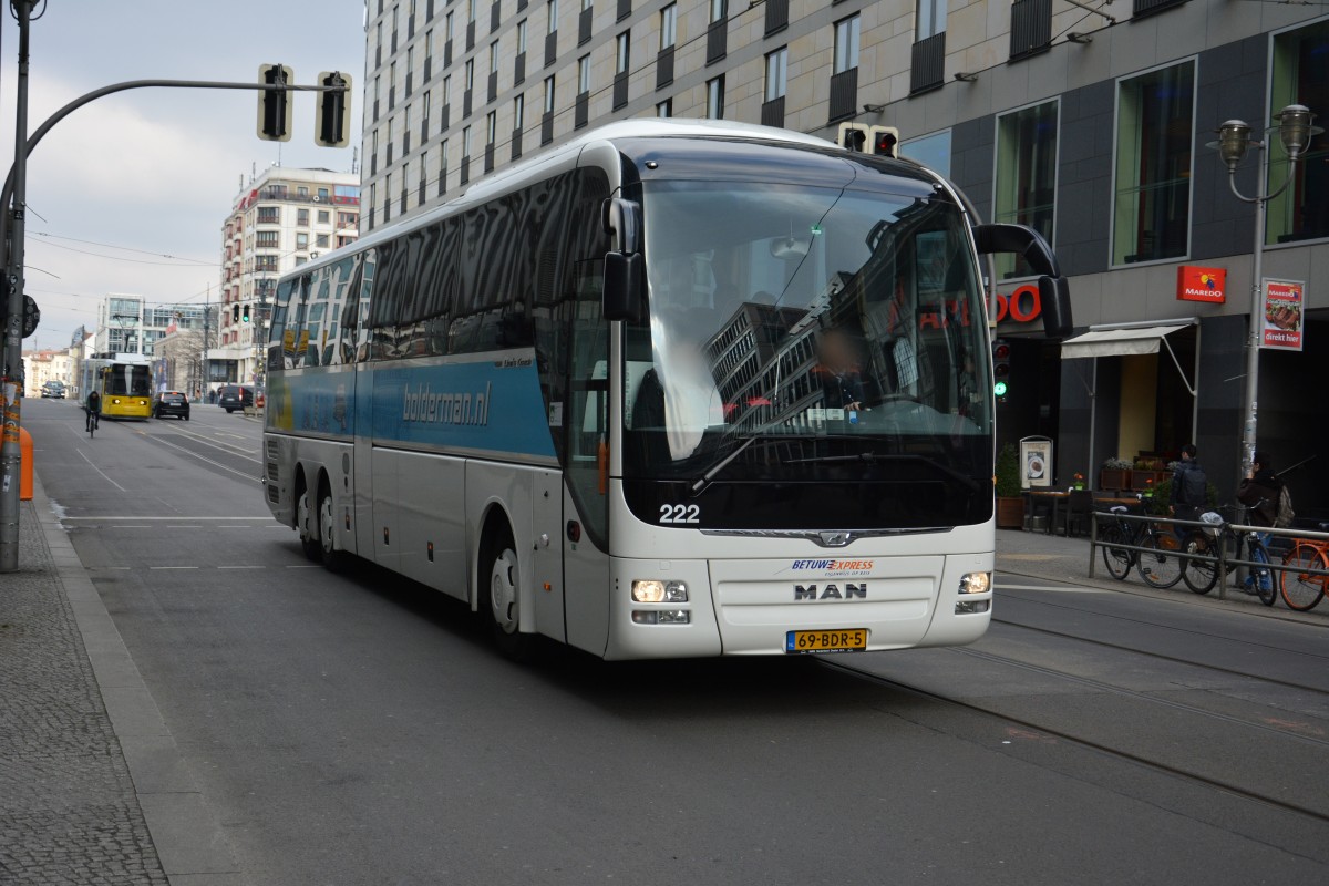 69-BDR-5 (MAN Lion's Coach) fhrt am 13.03.2015 auf der Friedrichstrae in Berlin. 