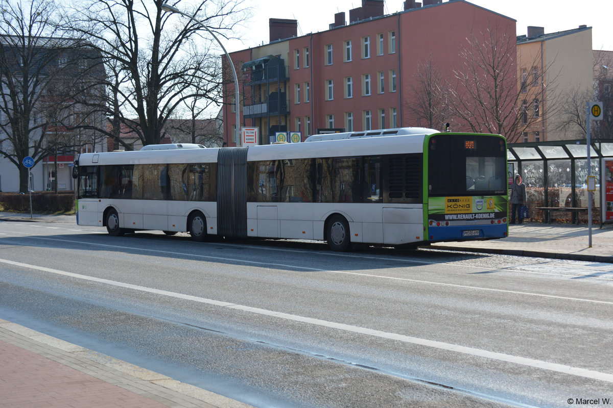 Am 02.04.2018 fuhr PM-RB 699 auf der Linie 601. Aufgenommen wurde ein Solaris Urbino 18 / Teltow Warthestraße. 