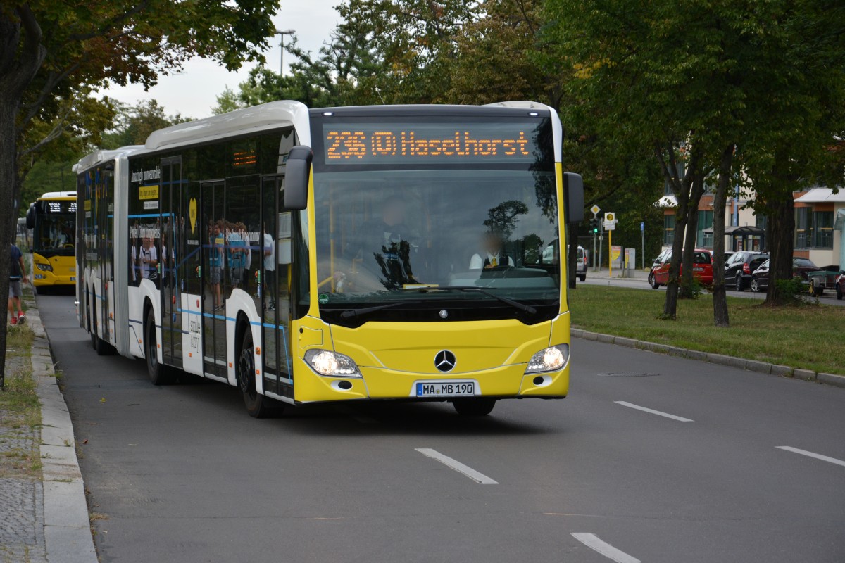 Am 03.09.2015 wird MA-MB 190 auf der Buslinie 236 getestet. Aufgenommen wurde ein Mercedes Benz O530 CapaCity L (Berlin Am Omnibushof / Spandau).