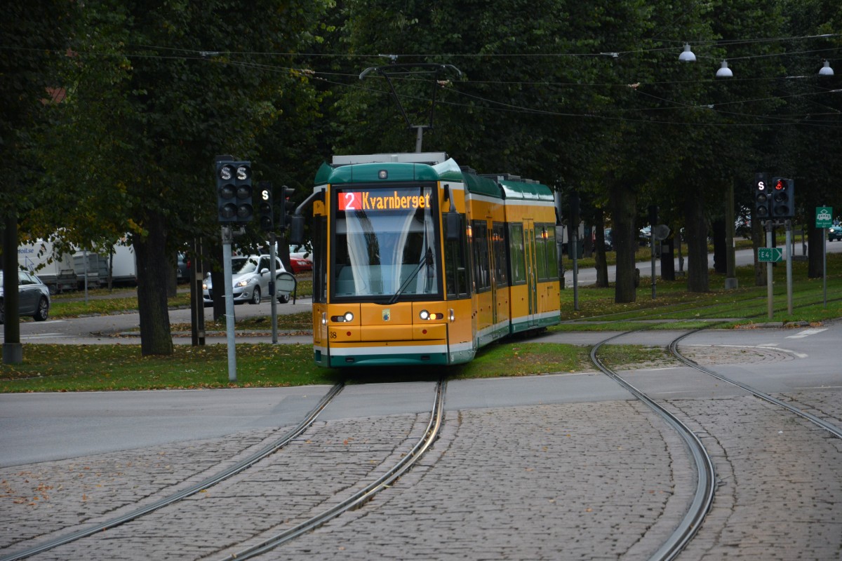 Am 09.09.2014 wurde diese Niederflurstraßenbahn in Norrköping aufgenommen.