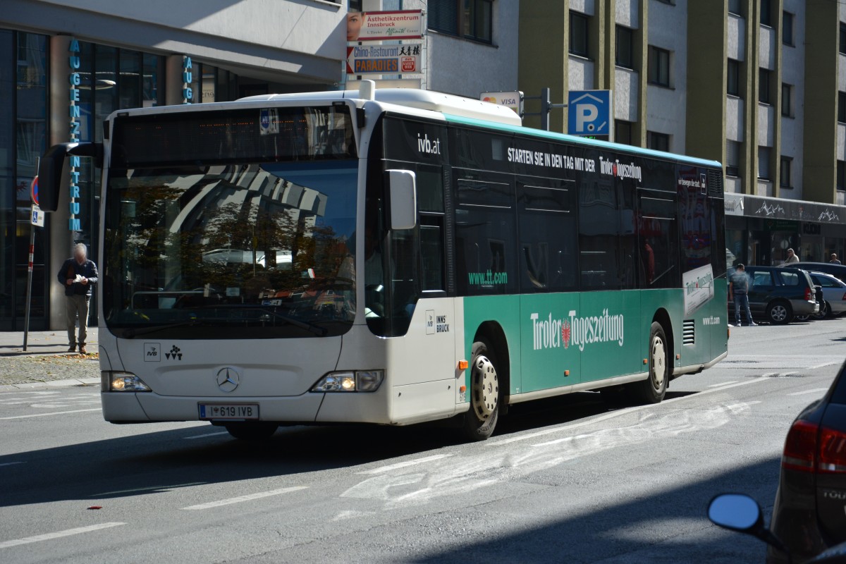 Am 12.10.2015 fährt I-619IVB durch Innsbruck. Aufgenommen wurde ein Mercedes Benz Citaro Facelift.
